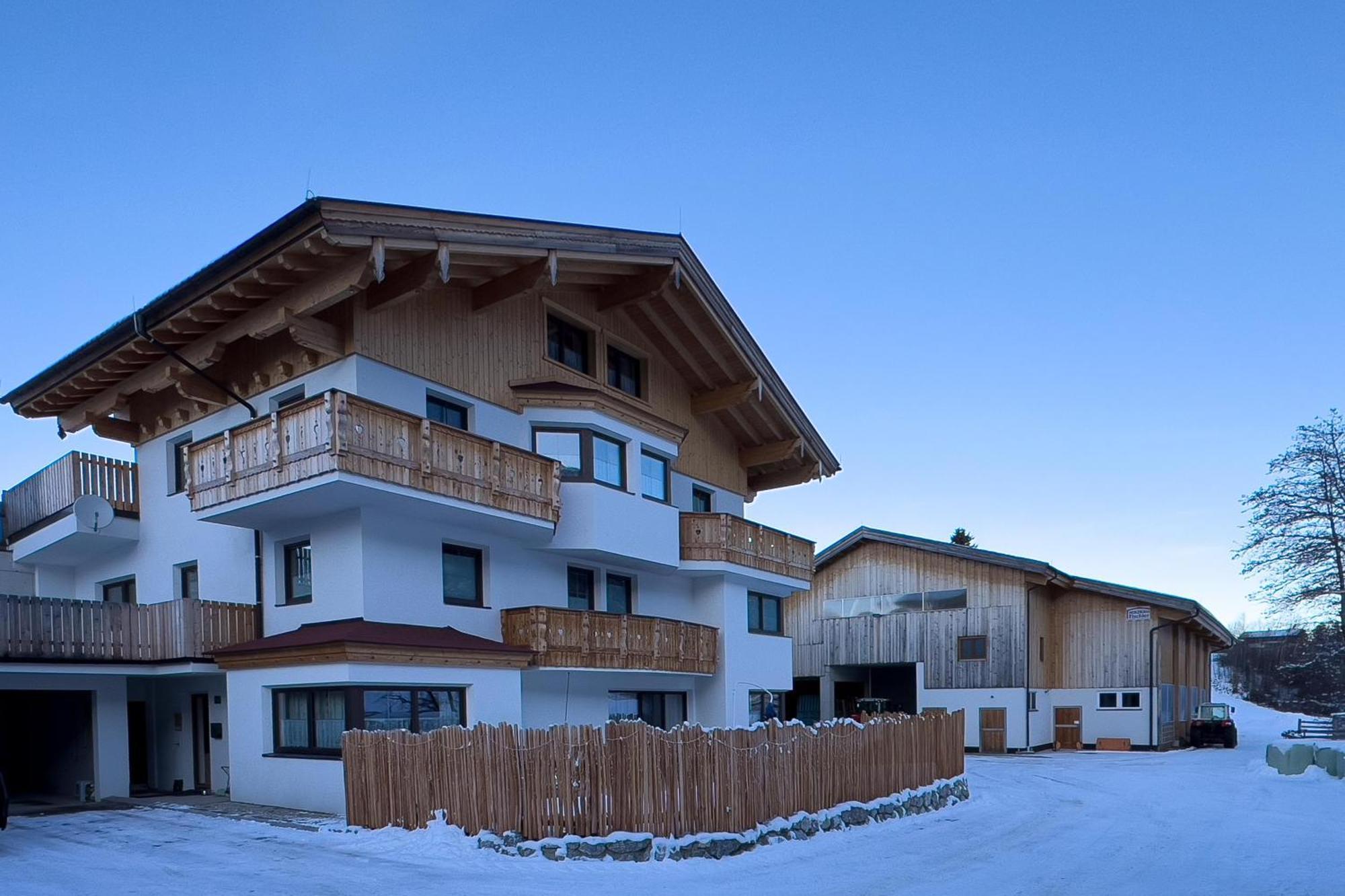 Ferienwohnung Am Bauernhof, Korbingerhof Rinn Exterior foto